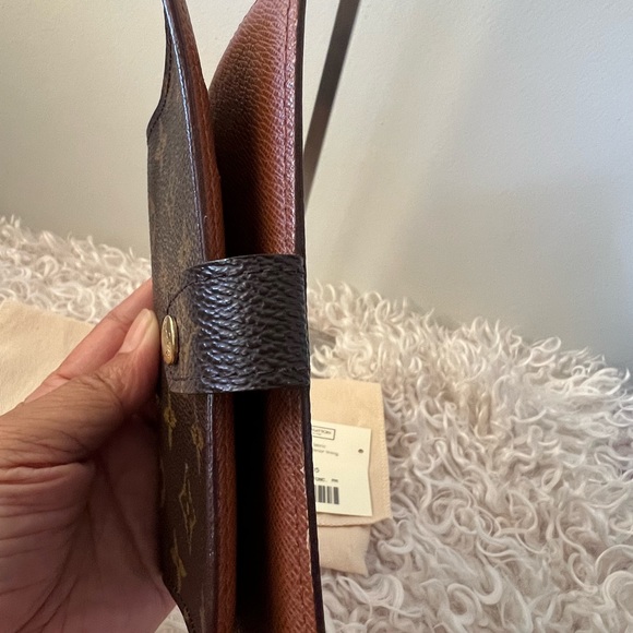 LOUIS VUITTON Agenda Monogram - Picture 8 of 12